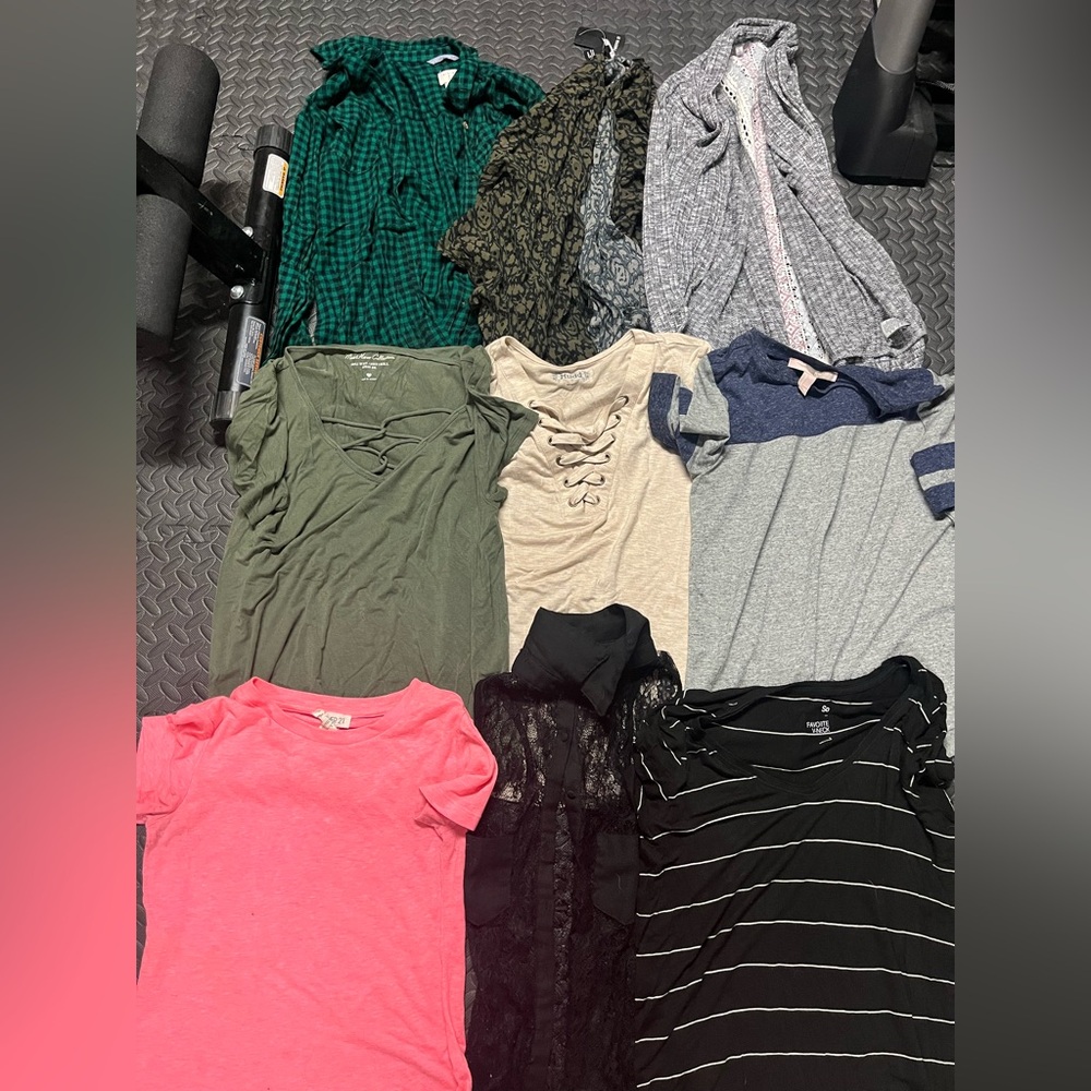 Women’s clothing bundle. All size small!
